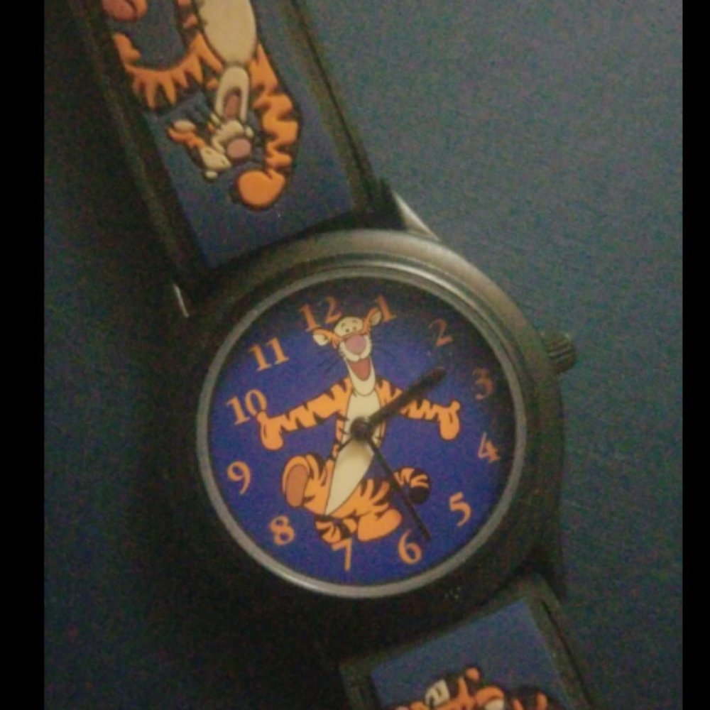 Winnie the Pooh Disney Time Works Tigger Watch